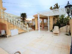 Sale - Вилла - Torrevieja - Torreta Florida