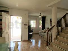 Resales - Villa - Guardamar del Segura - El Raso, Guardamar