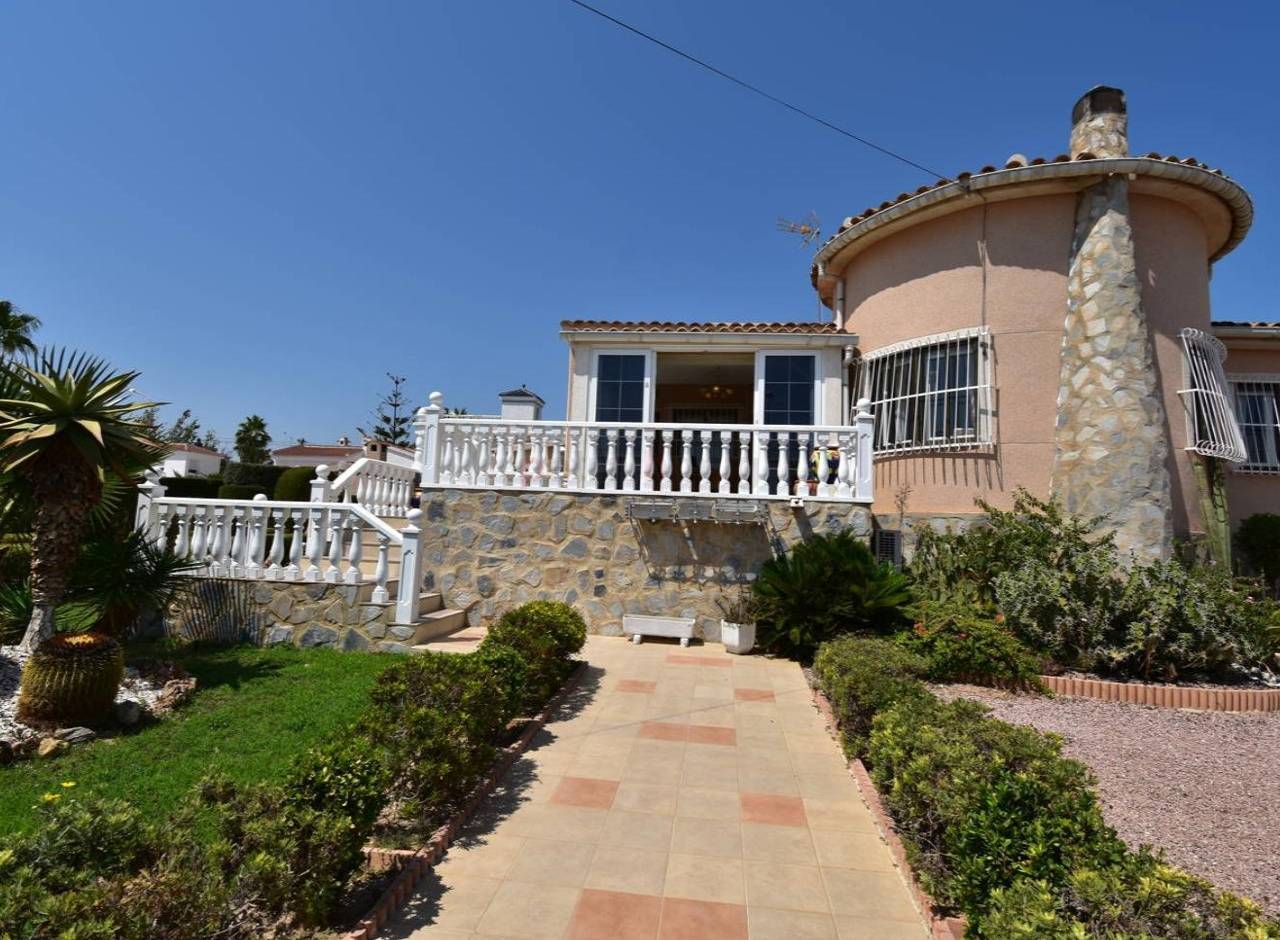 A Vendre - Villa - Ciudad Quesada - Town Center