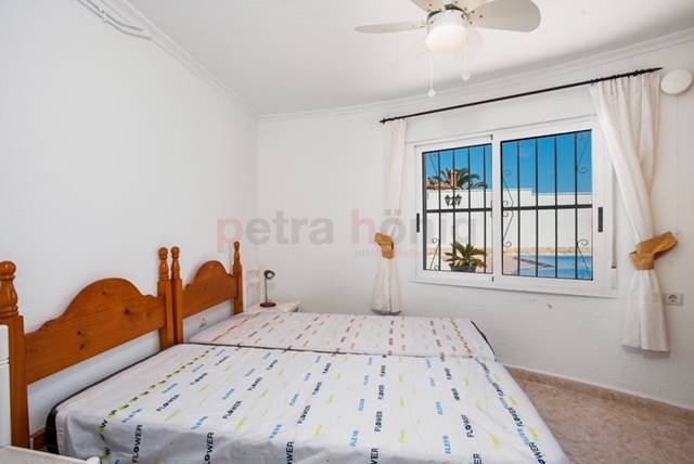 A Vendre - Villa - Ciudad Quesada