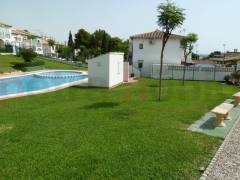 Gebrauchtobjekte - Einfamilienhaus - Torrevieja - Los Balcones