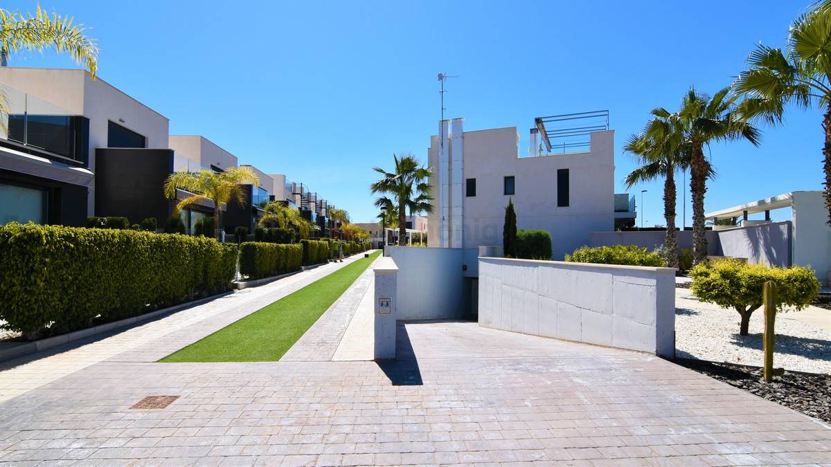 Resales - Apartment - Punta Prima