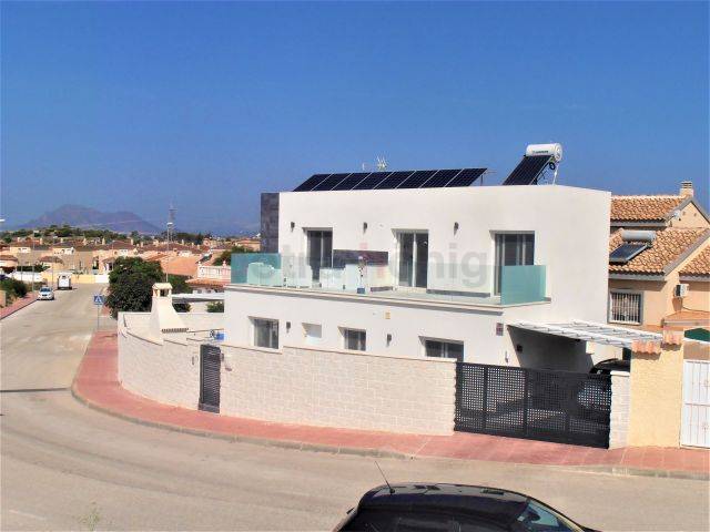 A Vendre - Villa - Ciudad Quesada - La Marquesa Golf