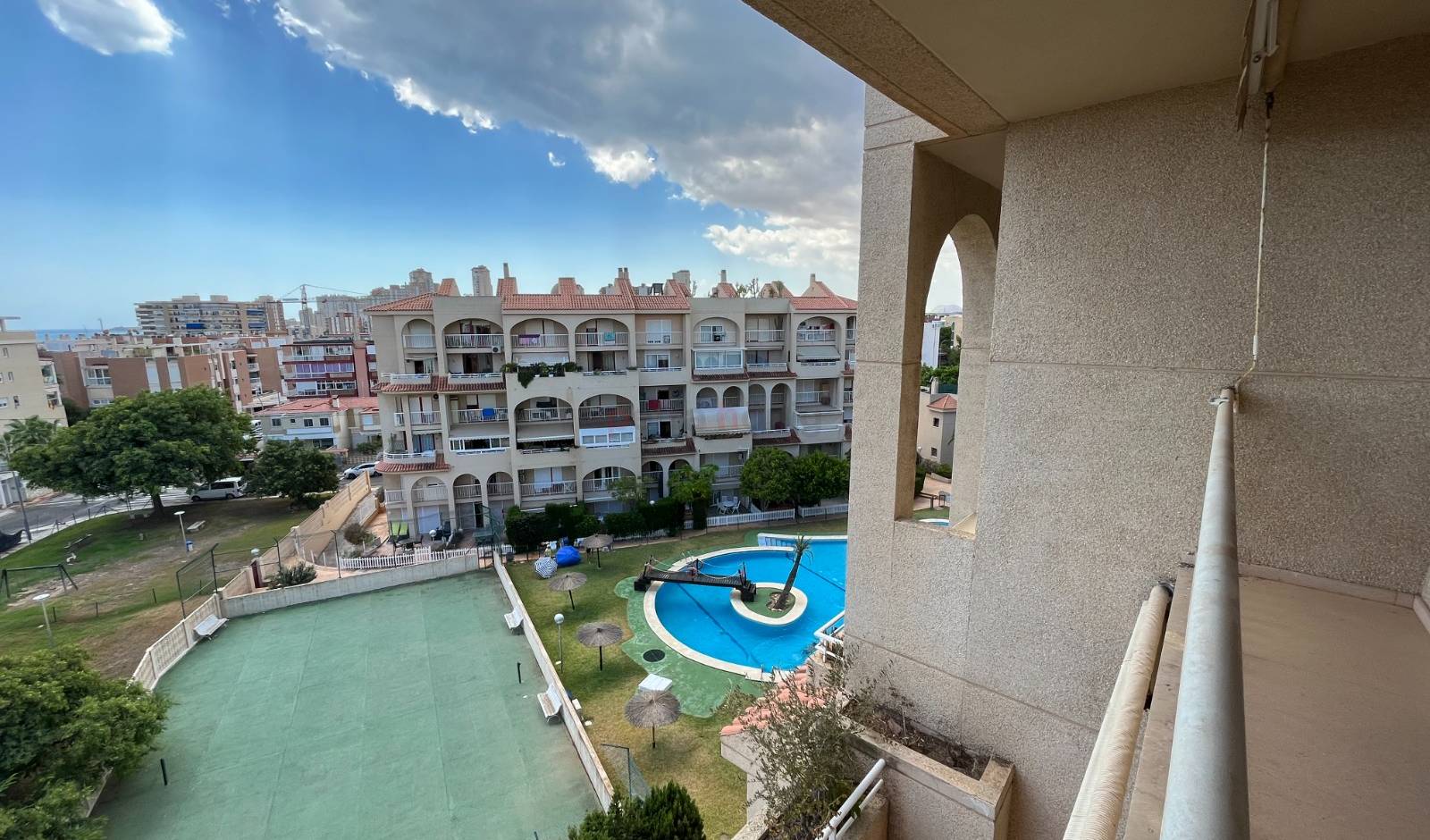 Resales - Apartment - Alicante