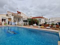 Gebrauchtobjekte - Einfamilienhaus - Torrevieja - La Siesta