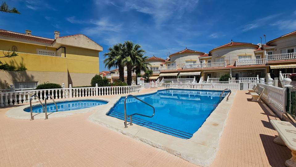 Resales - Townhouse - Benijófar - Monte Azul