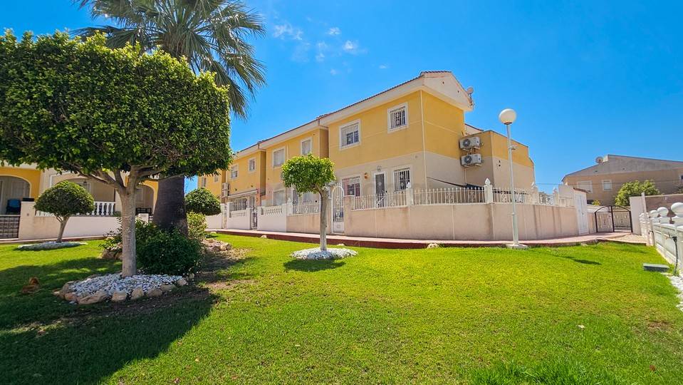 Resales - Townhouse - Benijófar - Monte Azul