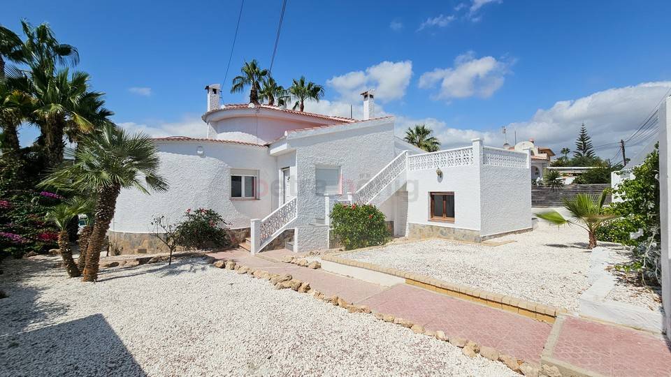 A Vendre - Villa - Ciudad Quesada