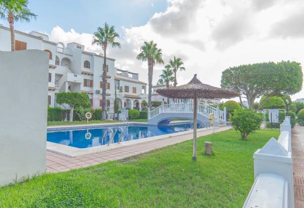 Appartement - A Vendre - Ciudad Quesada - Bravo Hills Club