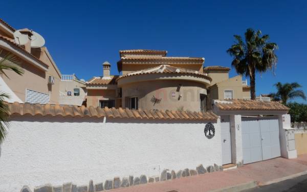 Villa - A Vendre - Ciudad Quesada - La Marquesa Golf