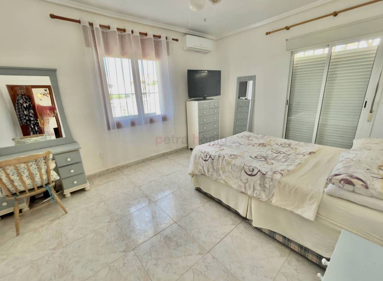 A Vendre - Villa - Ciudad Quesada - La Marquesa Golf