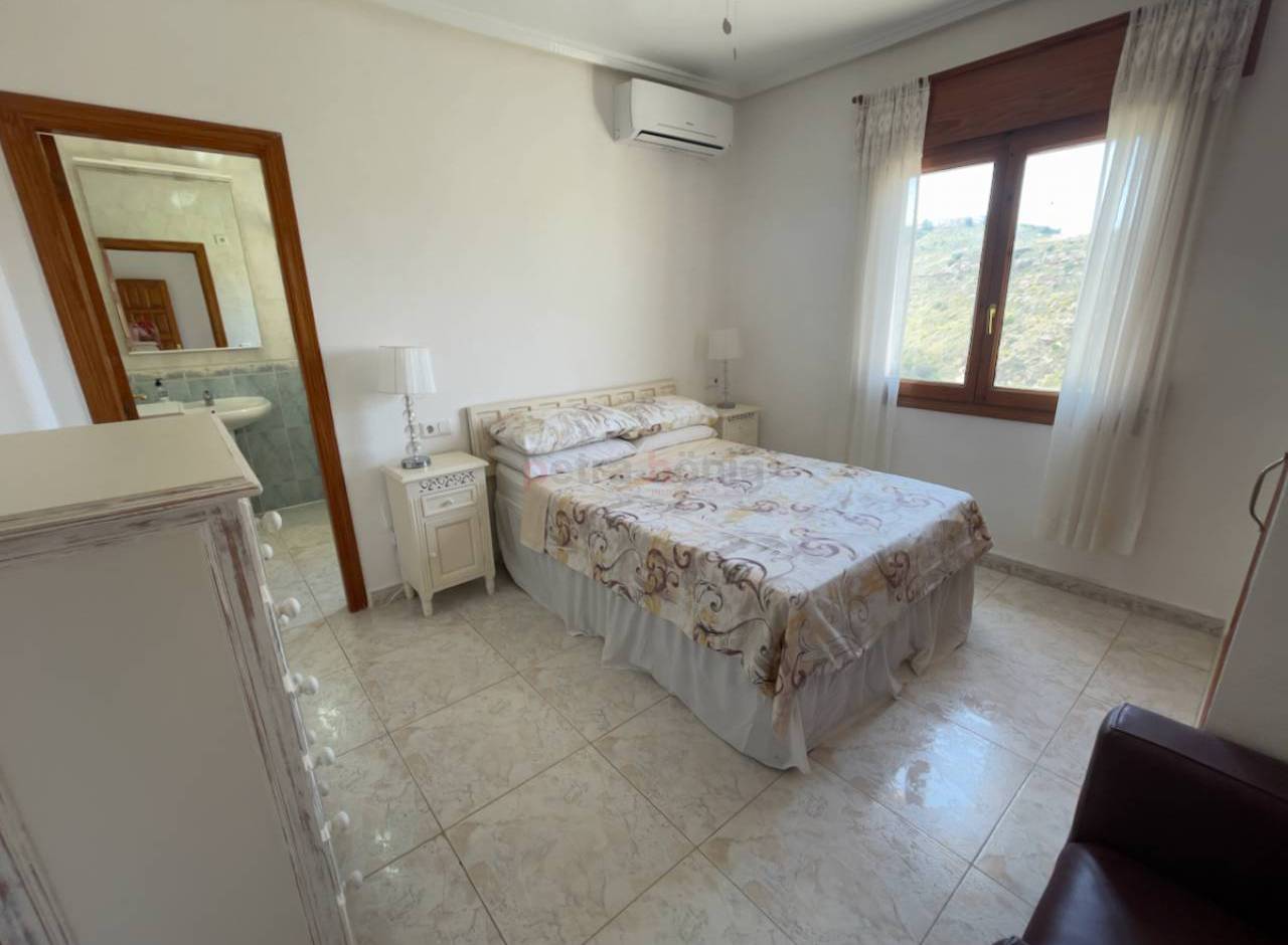 A Vendre - Villa - Ciudad Quesada - La Marquesa Golf